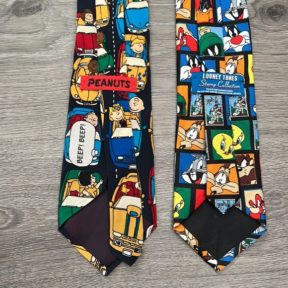 Looney Tunes and Peanuts Neck Ties - Picture 3 of 5